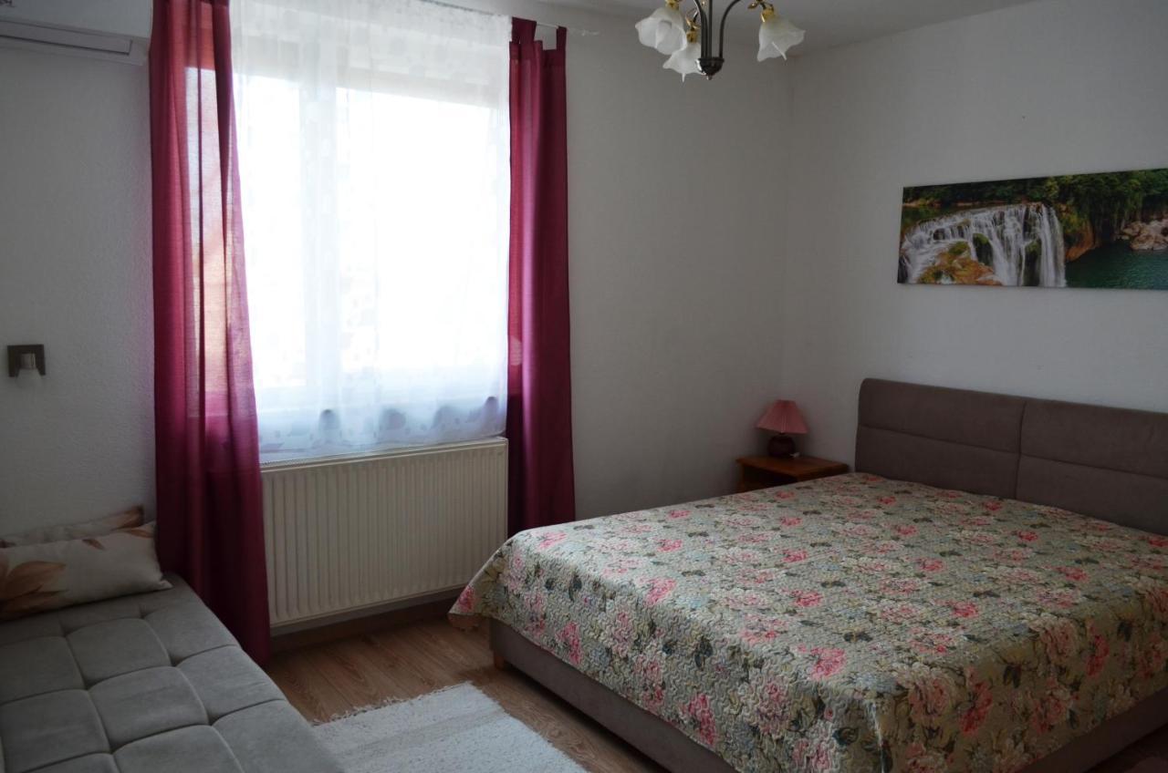 Gazlang Apartman Hajduszoboszlo Bagian luar foto